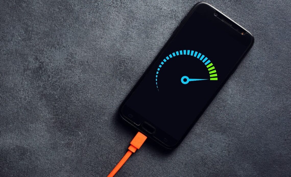Como medir a velocidade de carregamento e descarregamento do seu telefone Android / Seu Tutorial